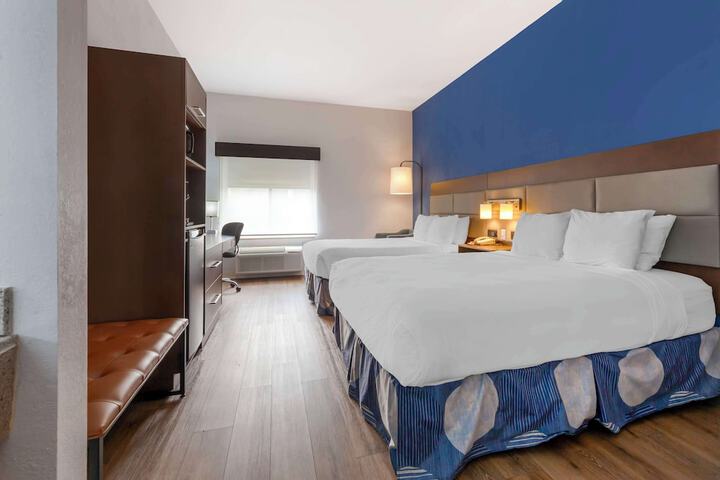 Room 6 of 29
