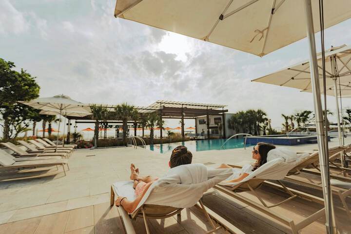 The Historic Cavalier Hotel and Beach Club Autograph Collection