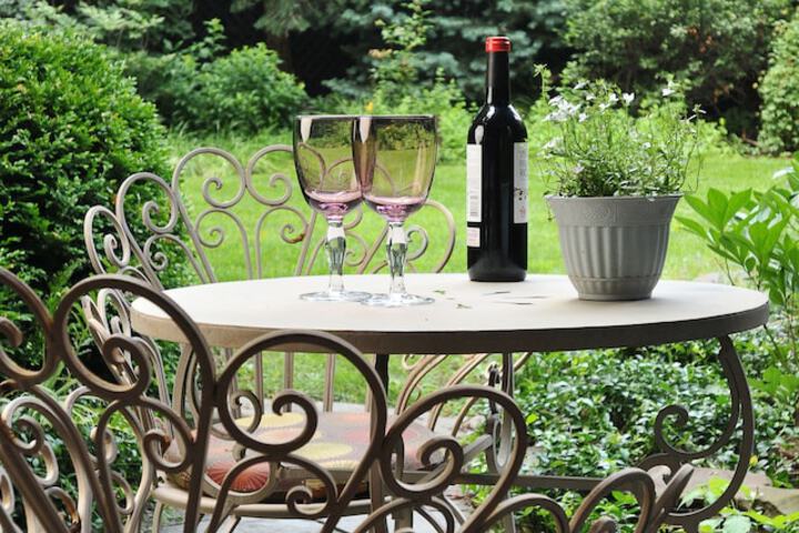 1795 Acorn Inn B & B