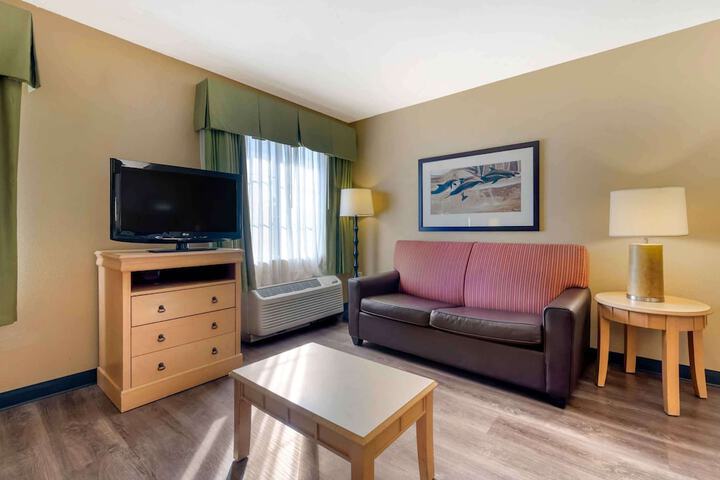 Room 13 of 31