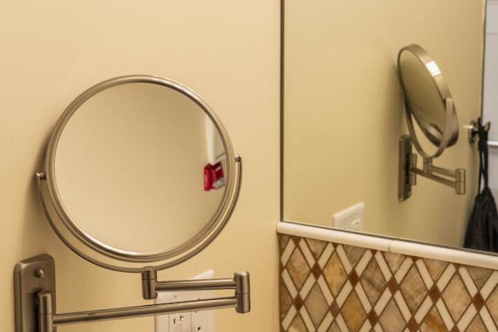 Room 195 of 335