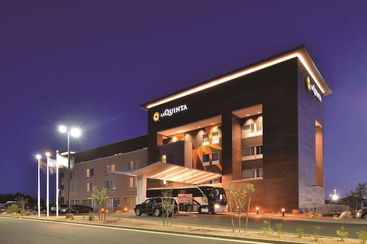 Hotel 3 of 61