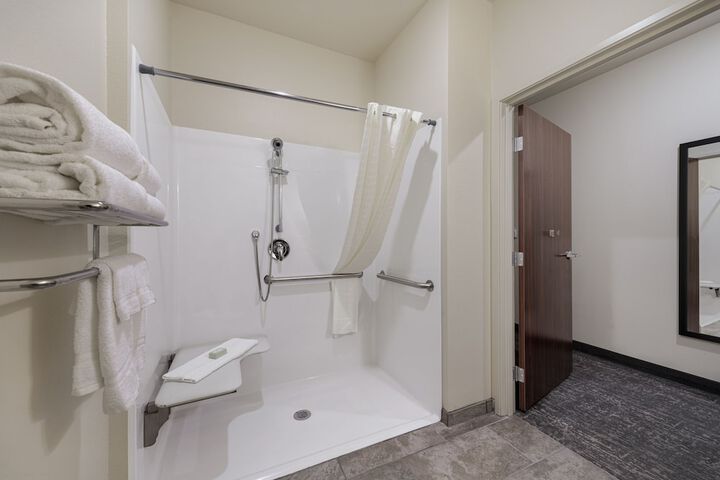 Room 15 of 49
