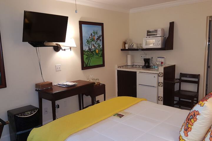 Room 206 of 392