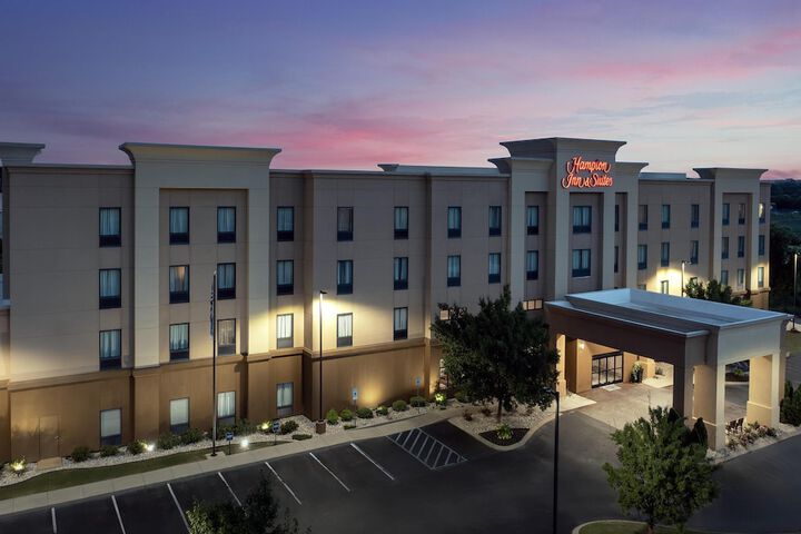 Hampton Inn & Suites Tupelo / Barnes Crossing