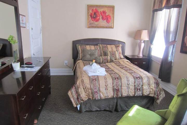 Room 36 of 38