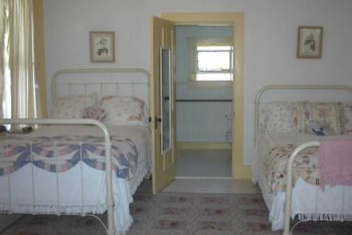 Room 40 of 108