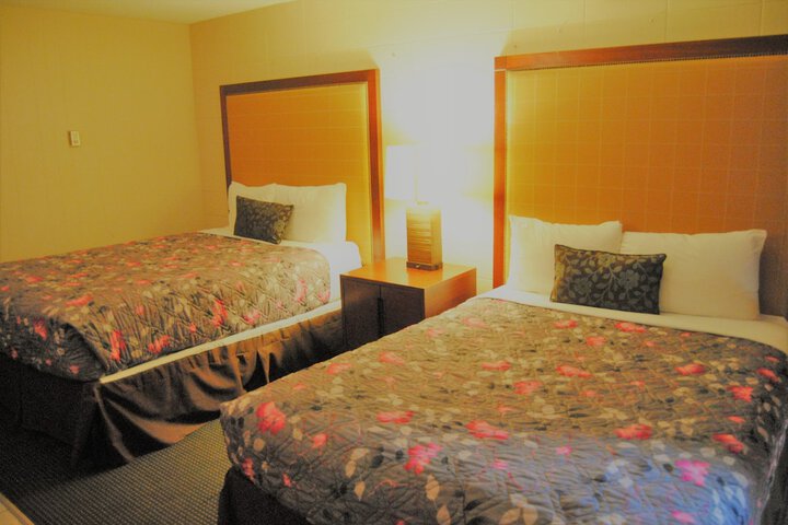 Derrick Motel