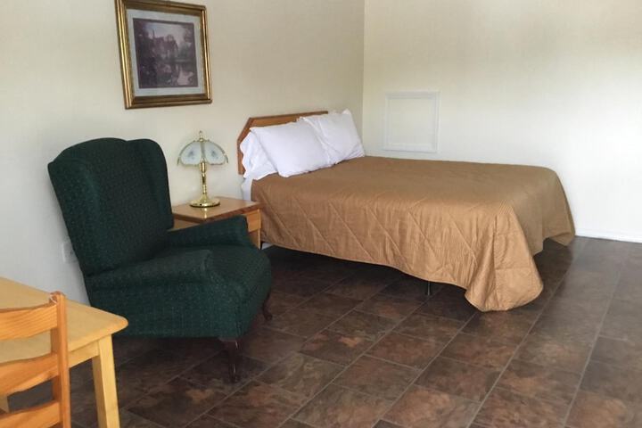 Room 22 of 25