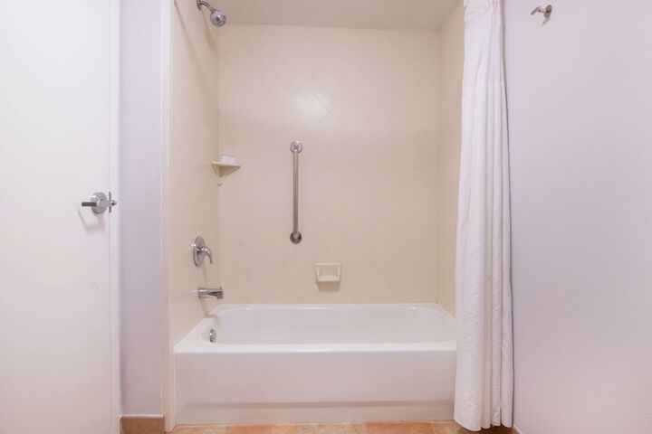 Hampton Inn & Suites Rochester / Victor