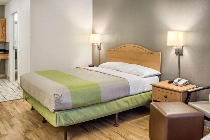 Studio 6 Extended Stay - Ocean Springs MS