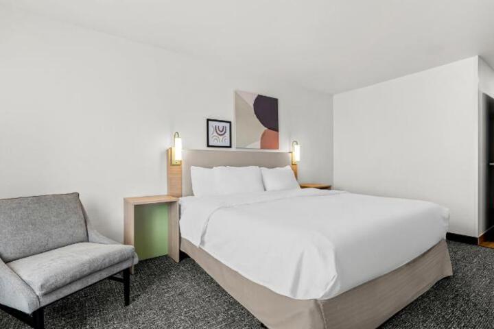 Spark by Hilton Pelham Birmingham I 65