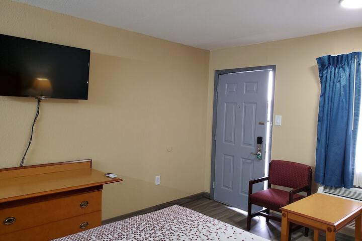 Room 27 of 54