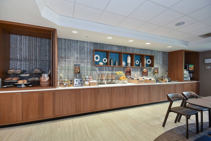 SpringHill Suites by Marriott Charlotte Concord Mills Spdwy