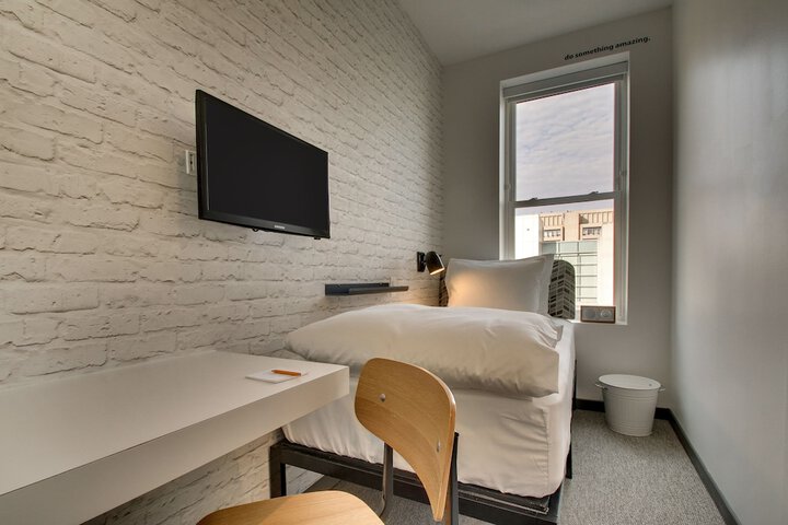 Room 38 of 111