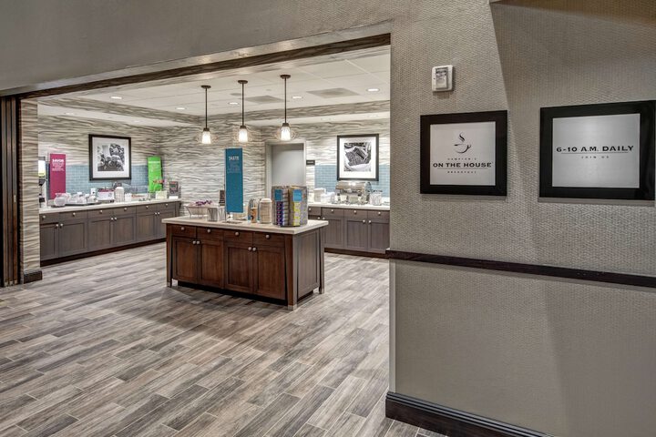 Hampton Inn & Suites Nashville / Goodlettsville