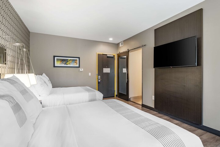 Room 20 of 27