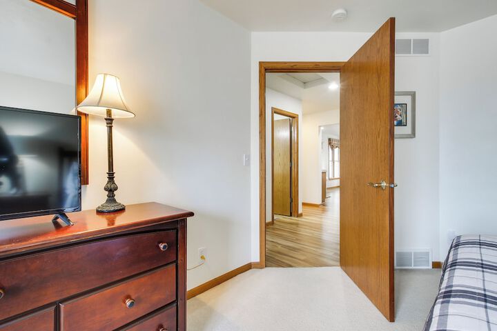 pattie's Other Place - Indoor Pool Access!