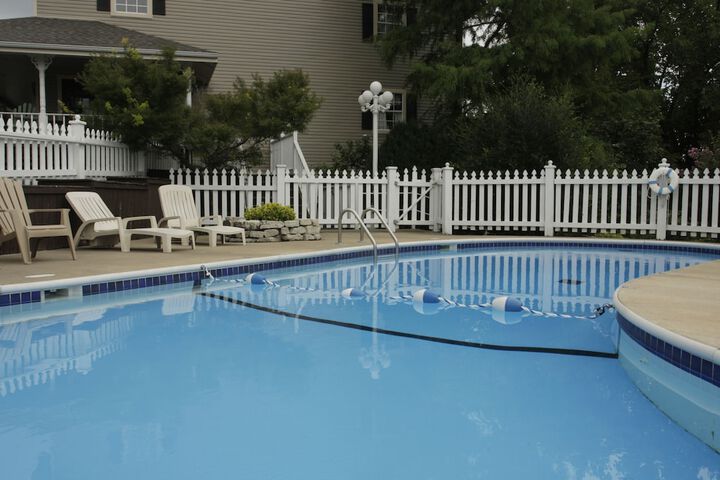 Pool 8 of 34