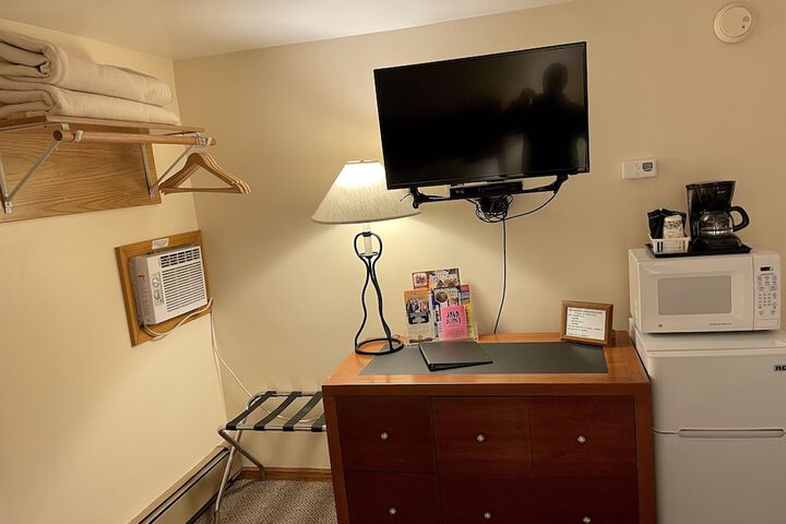 Whitetail Creek Resort