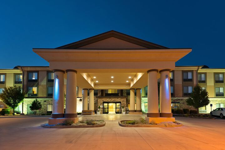 Hotel 7 of 57