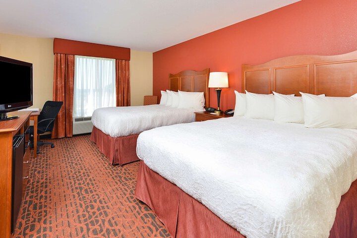 Hampton Inn Clinton IA