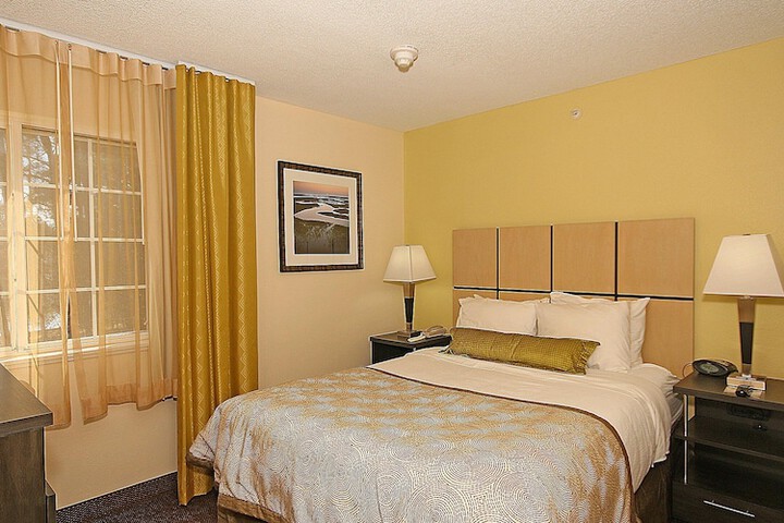 Room 15 of 25