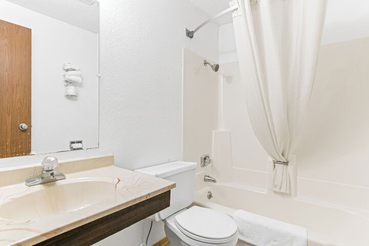 Room 18 of 20