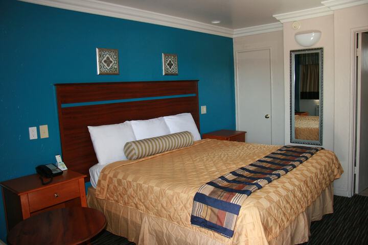 Room 18 of 49
