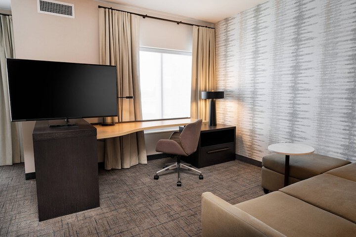 Room 45 of 77