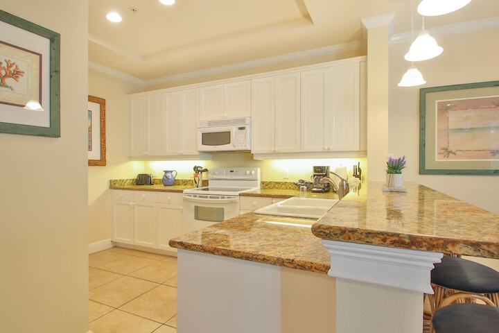 Tortuga Inn Beach Resort