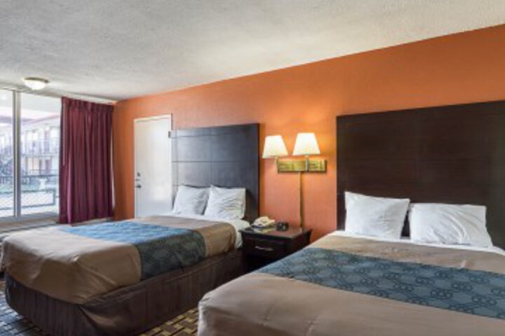 Econo Lodge Benton