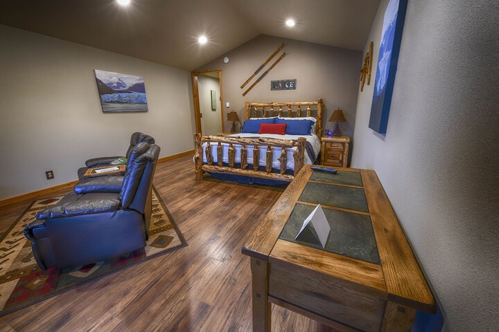 Summit Lake Lodge