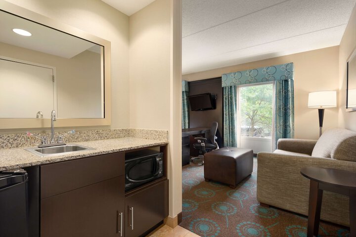 Room 12 of 36