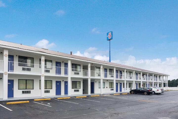 Motel 6-Bremen GA