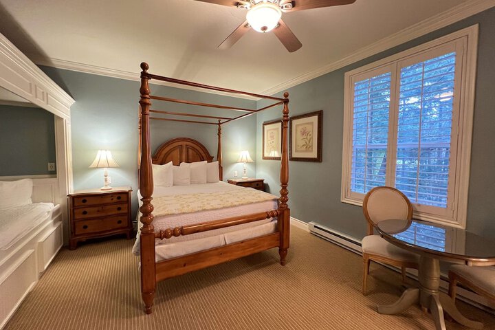 Room 19 of 46