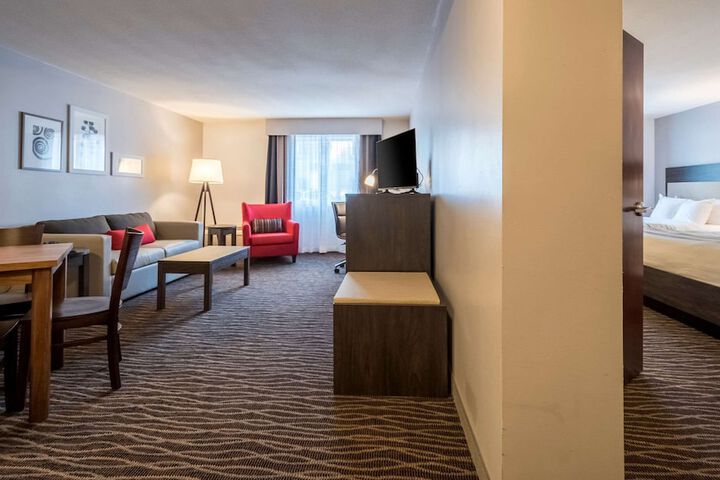 Room 16 of 22