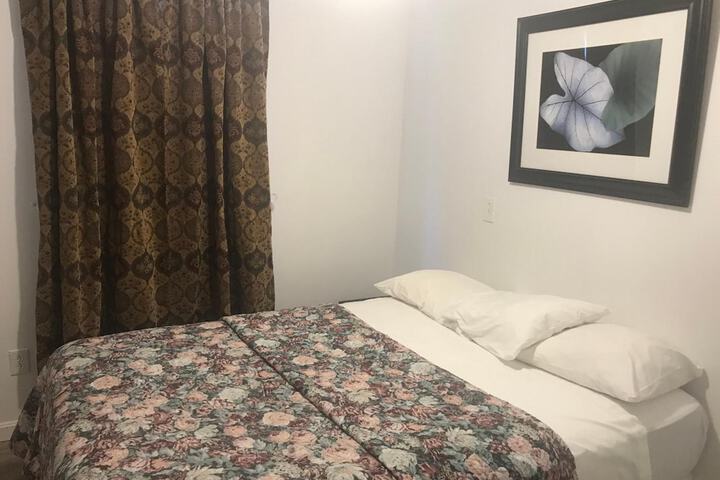 Room 26 of 32