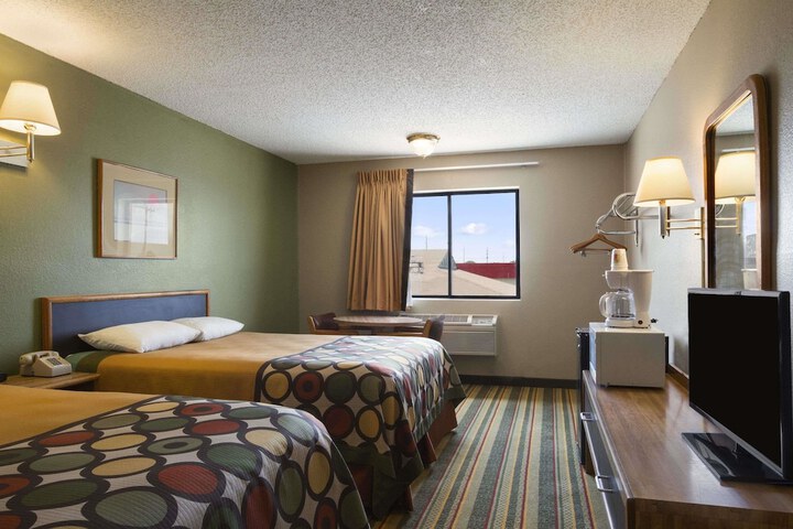 Room 4 of 14