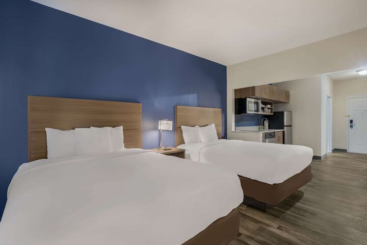 Room 16 of 35