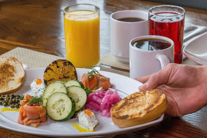 Breakfast/Coffee Service 34 of 43
