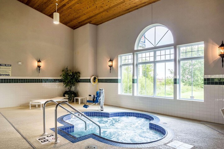 Pool 4 of 42