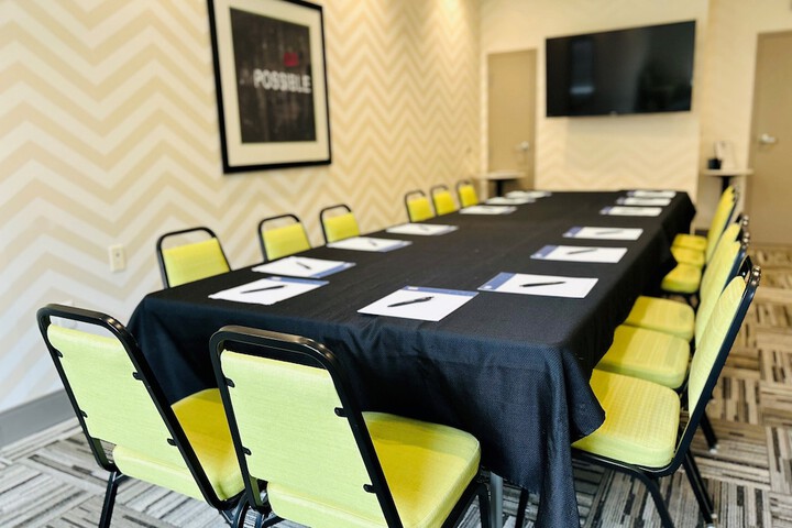 Holiday Inn Express & Suites Shippensburg by IHG