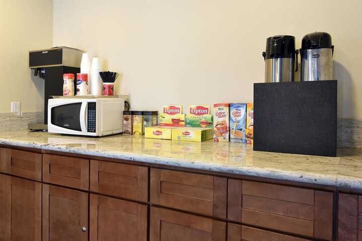 Breakfast/Coffee Service 20 of 20