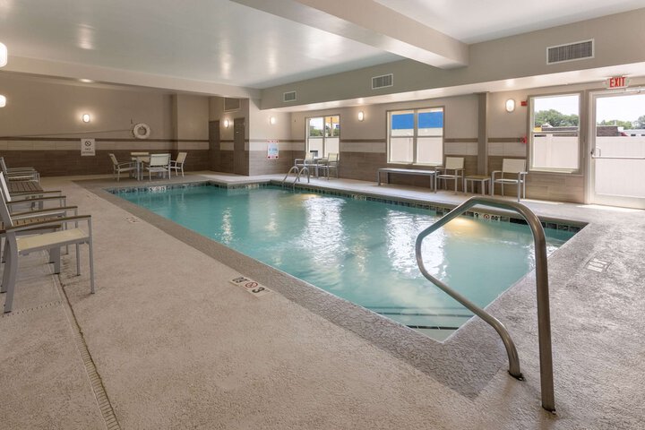 Pool 4 of 35