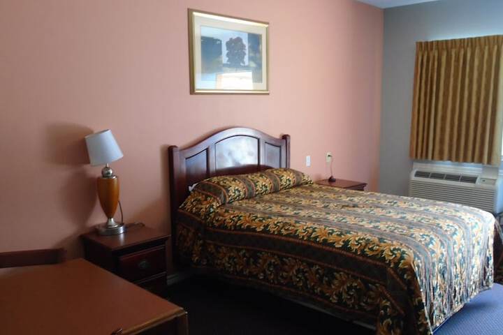 Town House Motel