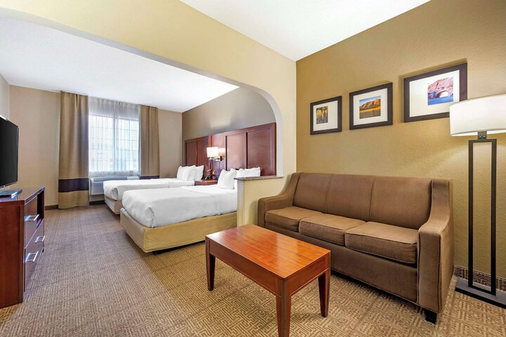 Comfort Suites Castle Rock - Denver South