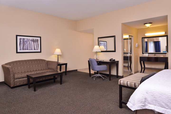 Room 19 of 32
