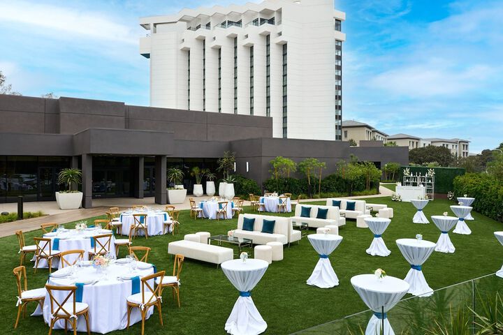 VEA Newport Beach a Marriott Resort & Spa