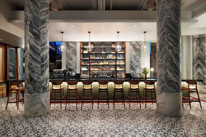 The Candler Hotel Atlanta Curio Collection by Hilton